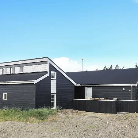 Five-bedroom Holiday In Harboore 1